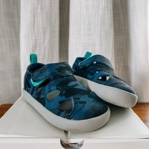 Ten Little Blue Navy Camo Everyday Sandals Toddler Shoes Size 7